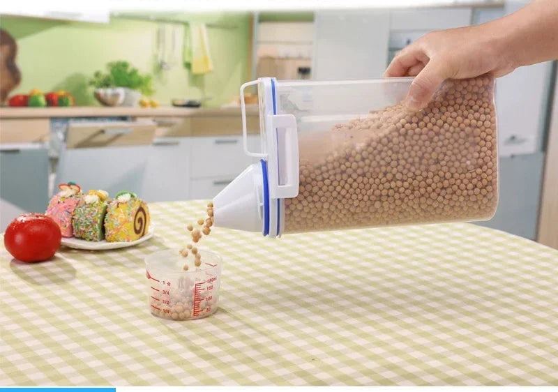 1.5kg/2kg Dog Cat Storage Tank + Measuring Cup